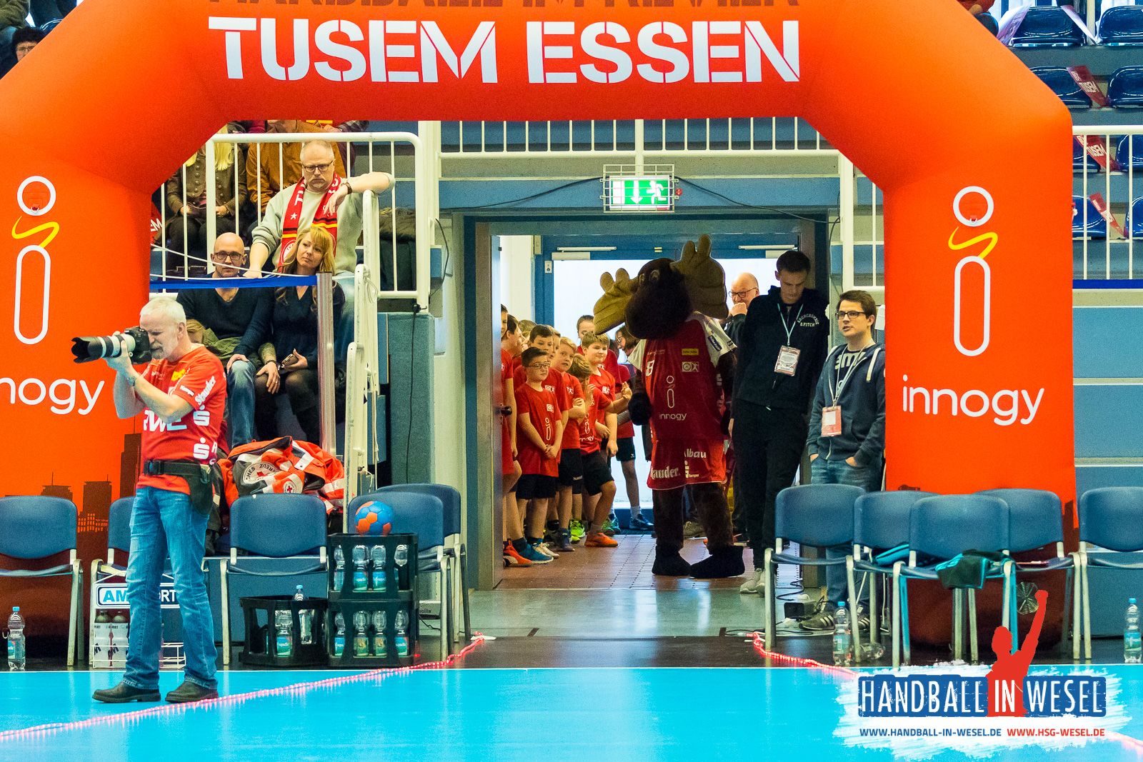 HSG Wesel E-Jugend / Einlaufkids TUSEM Essen 2017